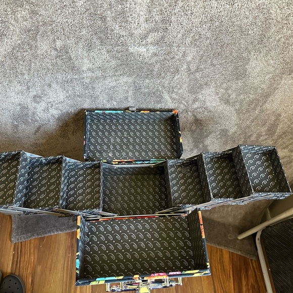 Caboodles Black with Vibrant Floral Design - Picture 8 of 9